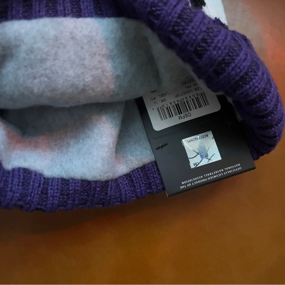 LA Lakers NBA Basketball Ultra Game Knit Cuffed Winter Beanie Pom Hat Fan Gear